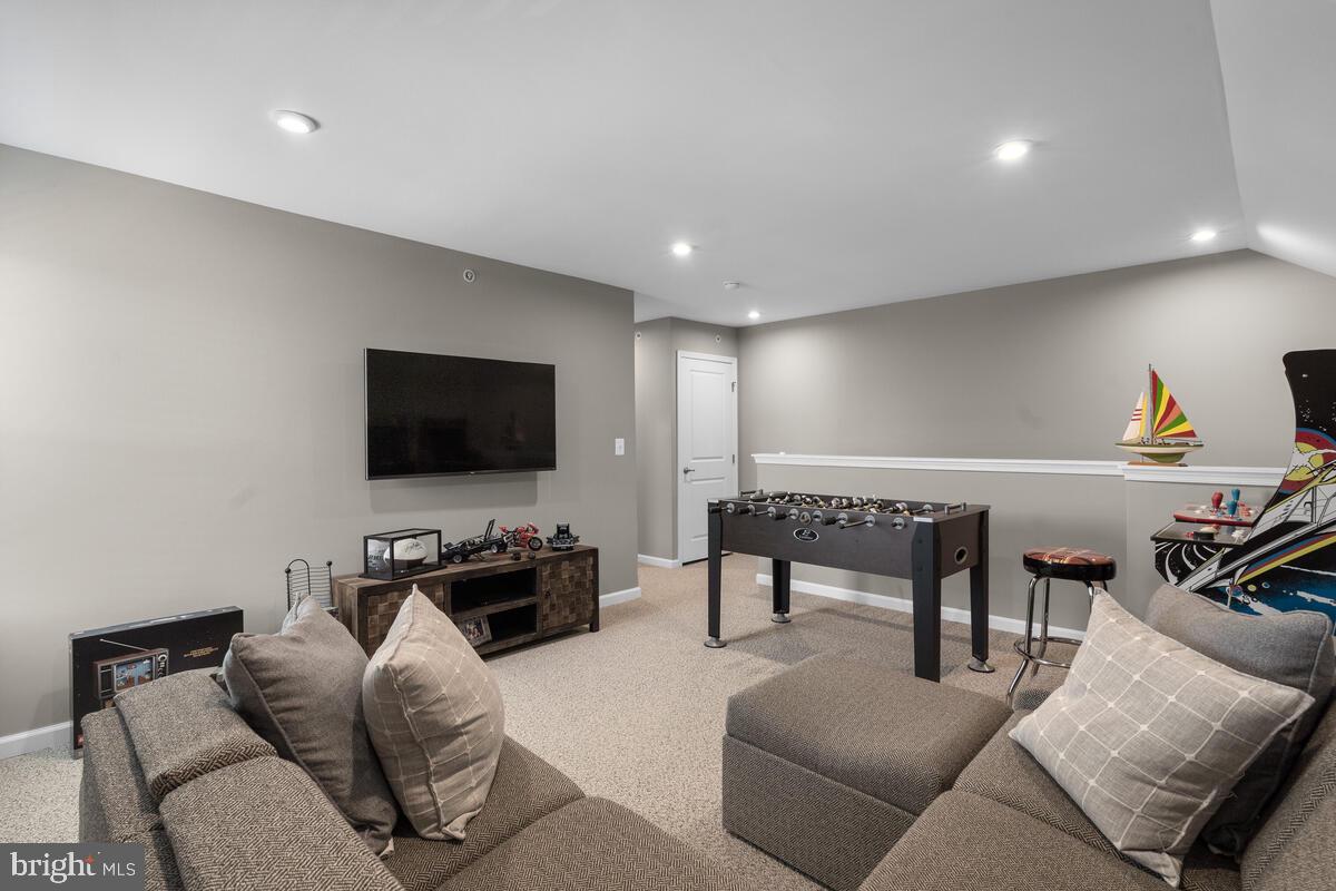 WESTMOORE AT MOOREFIELD - Residential Lease