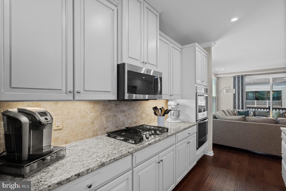 WESTMOORE AT MOOREFIELD - Residential Lease