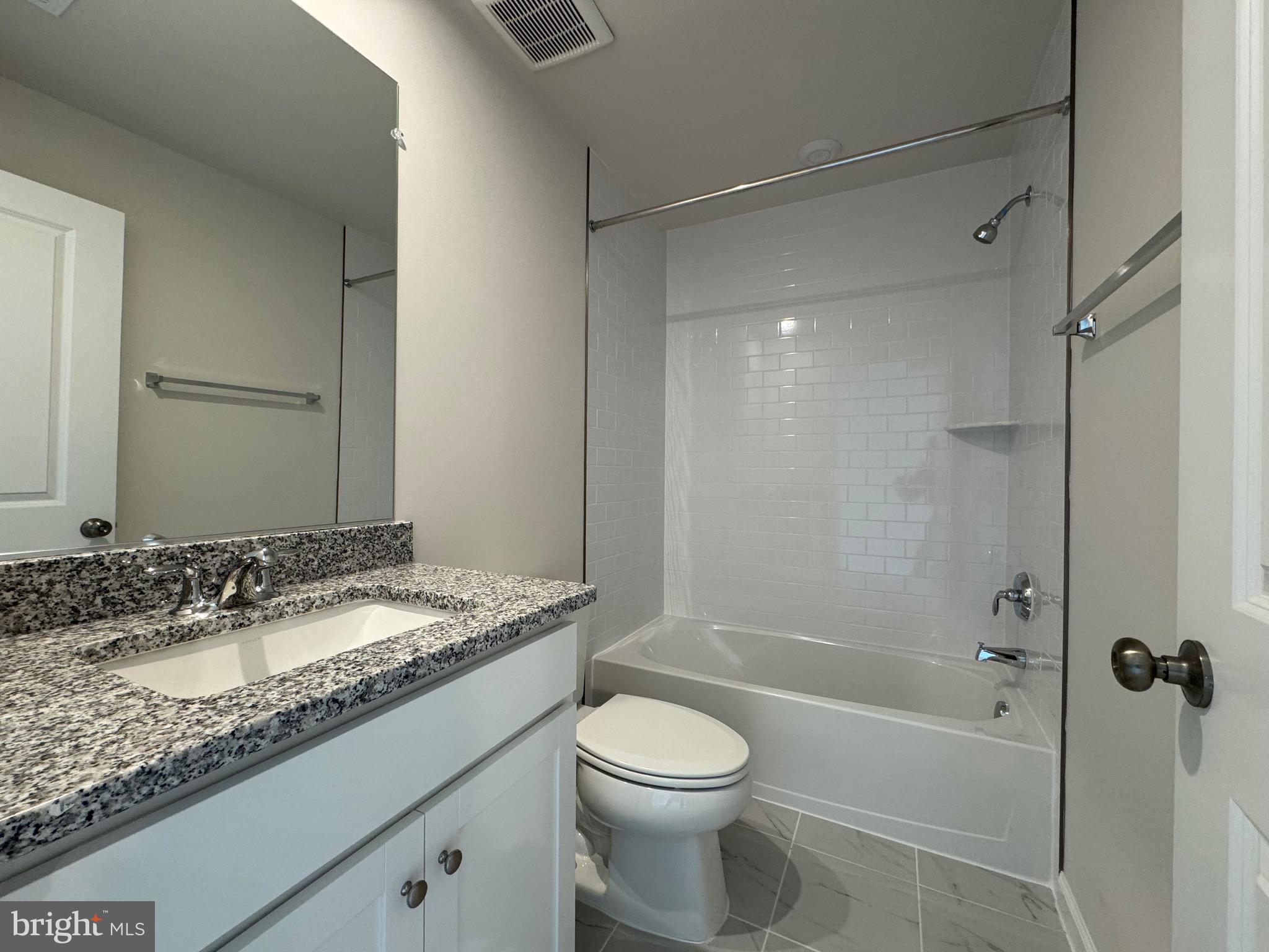 PRESIDENTS POINTE - Residential