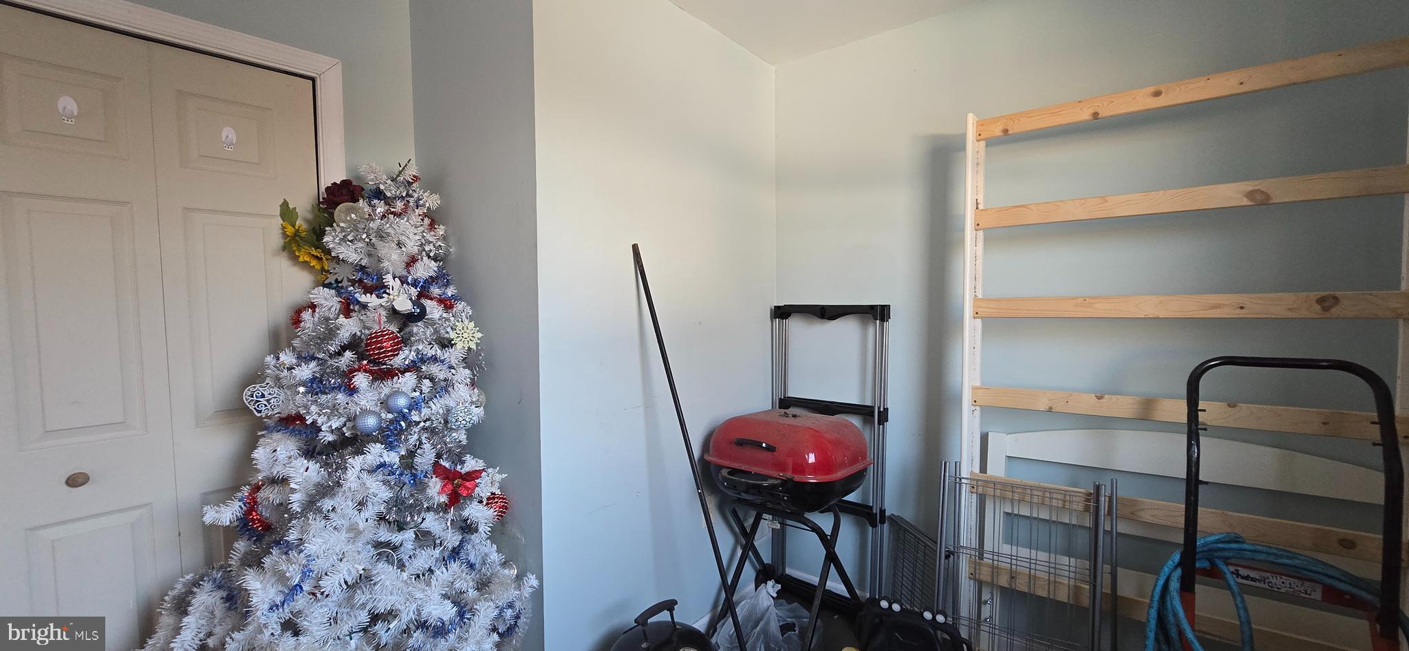 LANCASTER - Residential