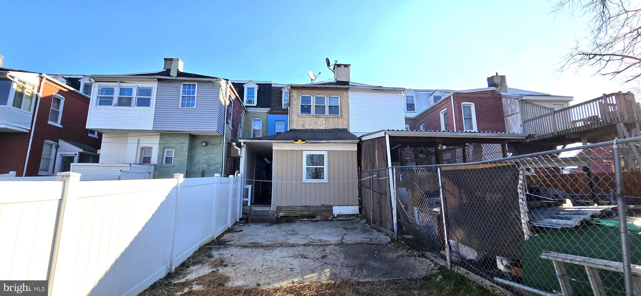 LANCASTER - Residential