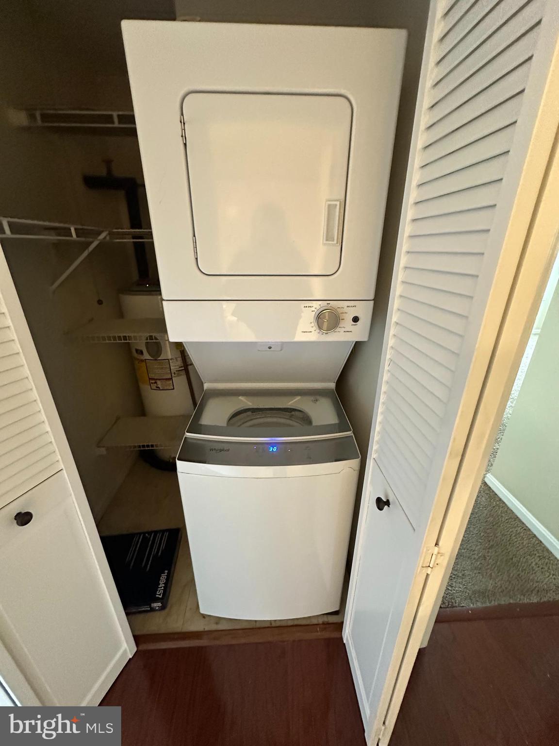 CROMWELL FOUNTAIN - Residential Lease