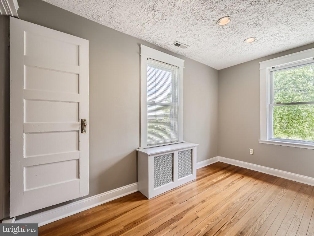 CARNEY - Residential Lease