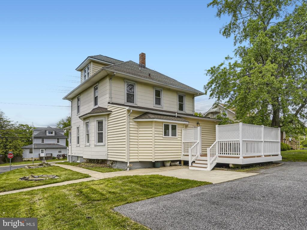 CARNEY - Residential Lease