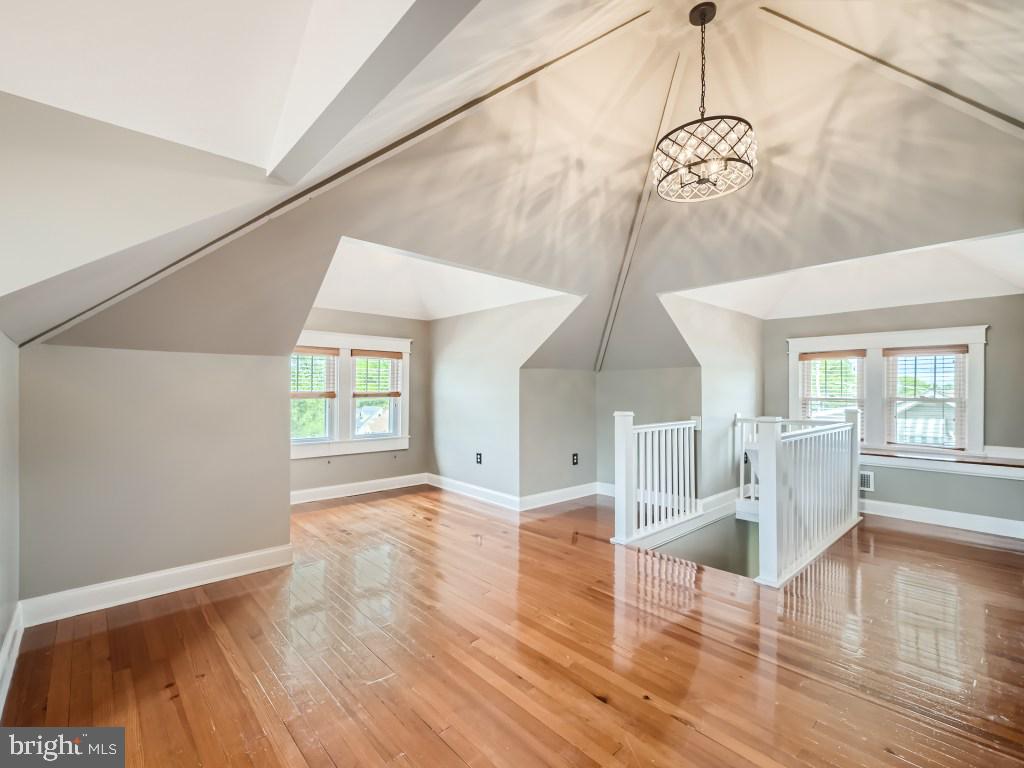 CARNEY - Residential Lease