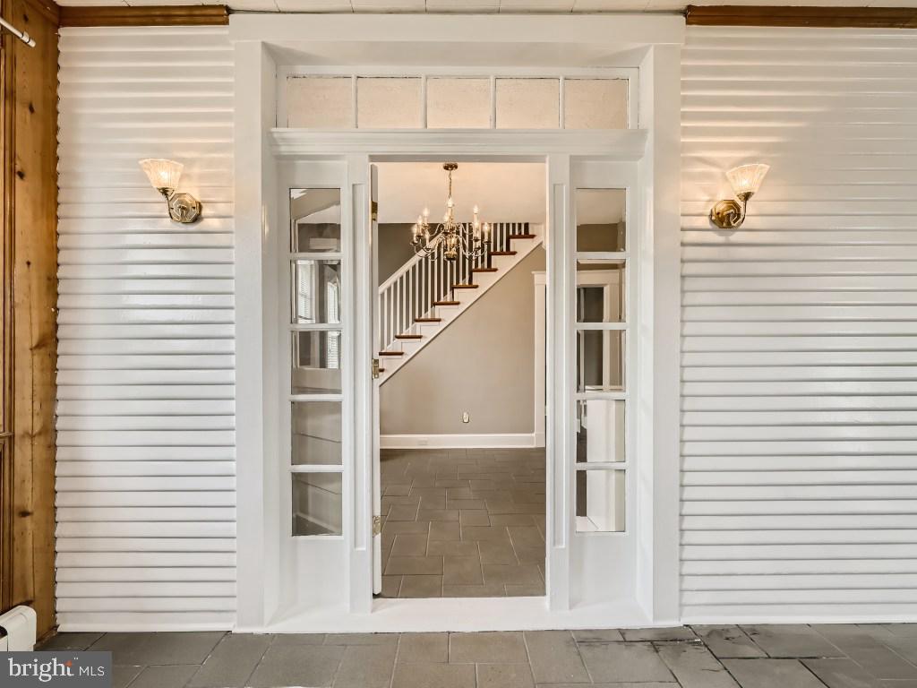 CARNEY - Residential Lease