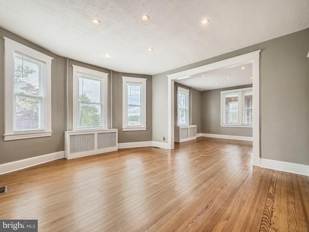 CARNEY - Residential Lease