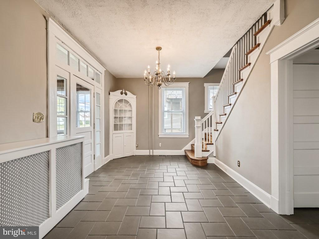 CARNEY - Residential Lease