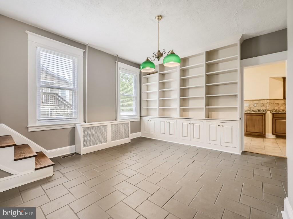 CARNEY - Residential Lease