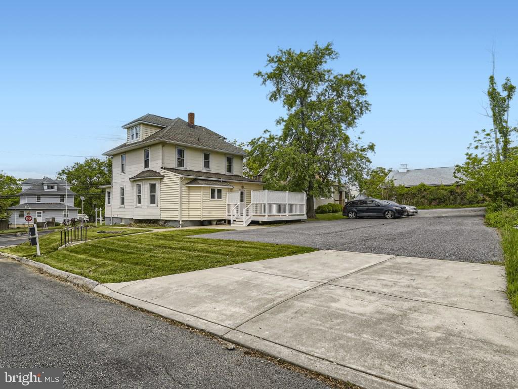 CARNEY - Residential Lease