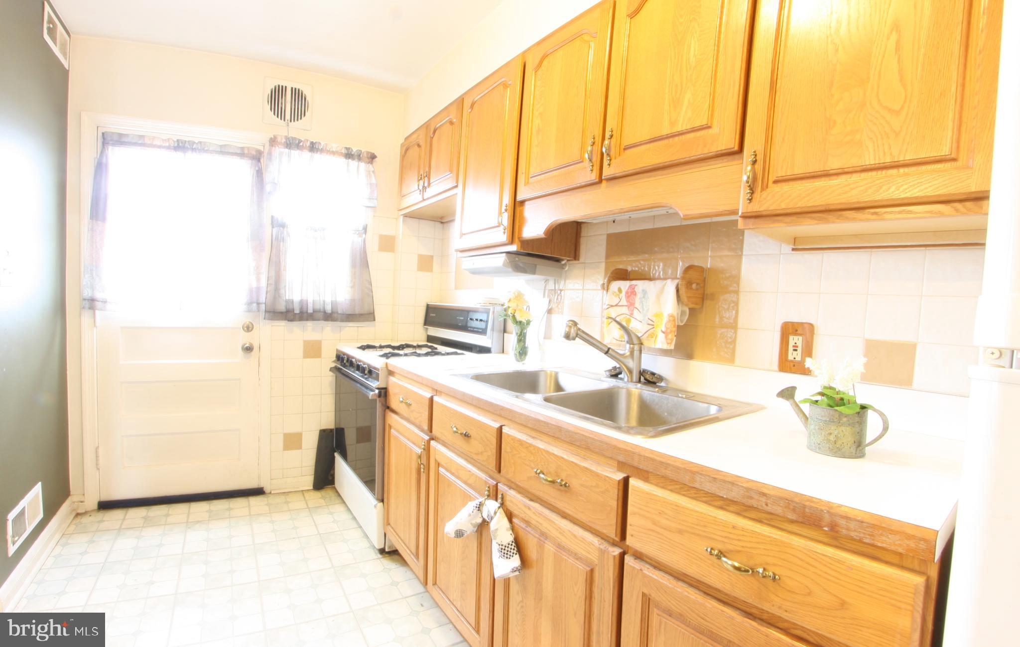 EASTWOOD - Residential