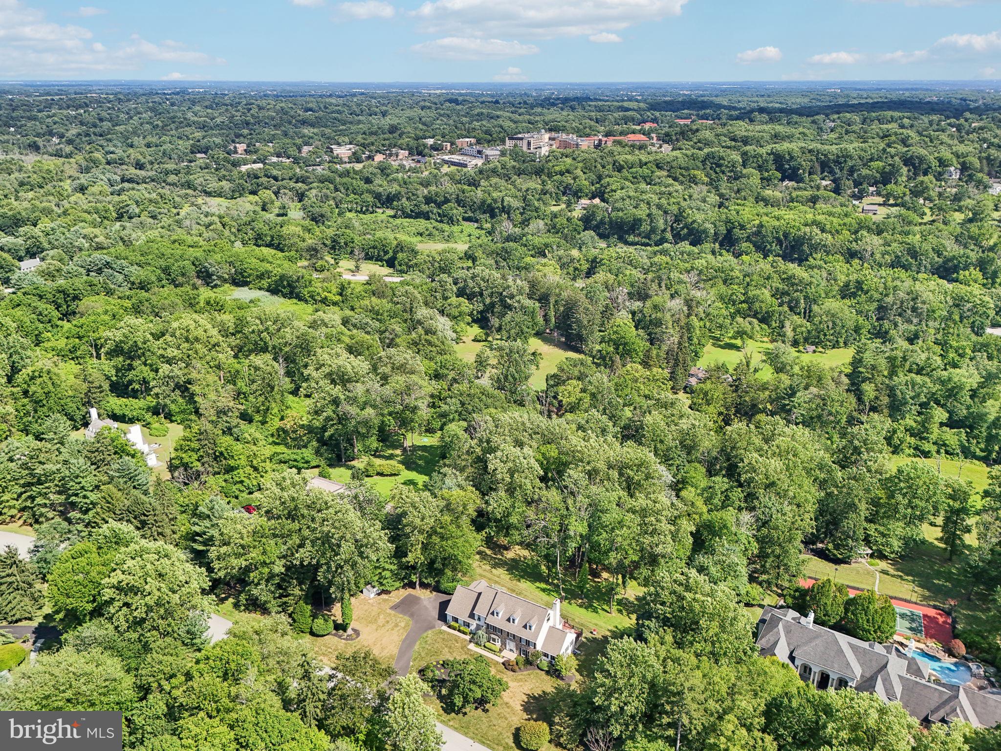 PENNOCK WOODS - Residential