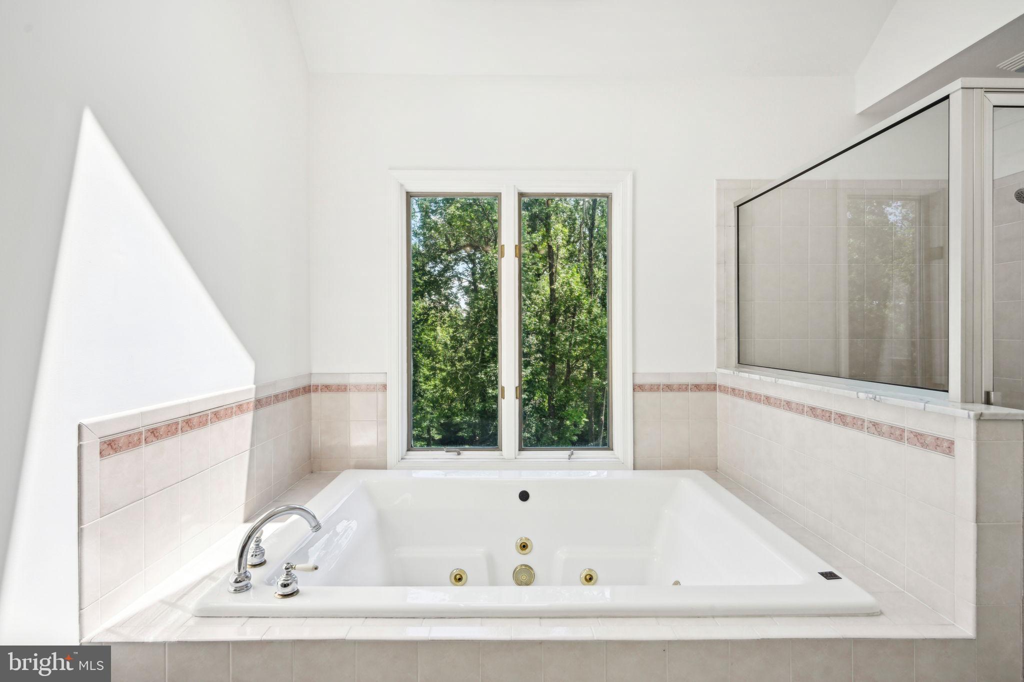 PENNOCK WOODS - Residential