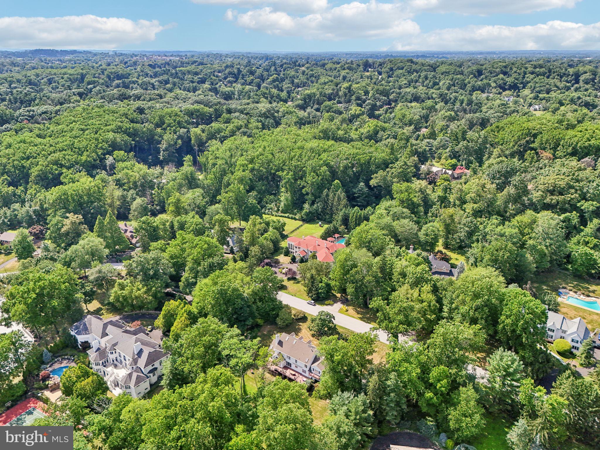 PENNOCK WOODS - Residential