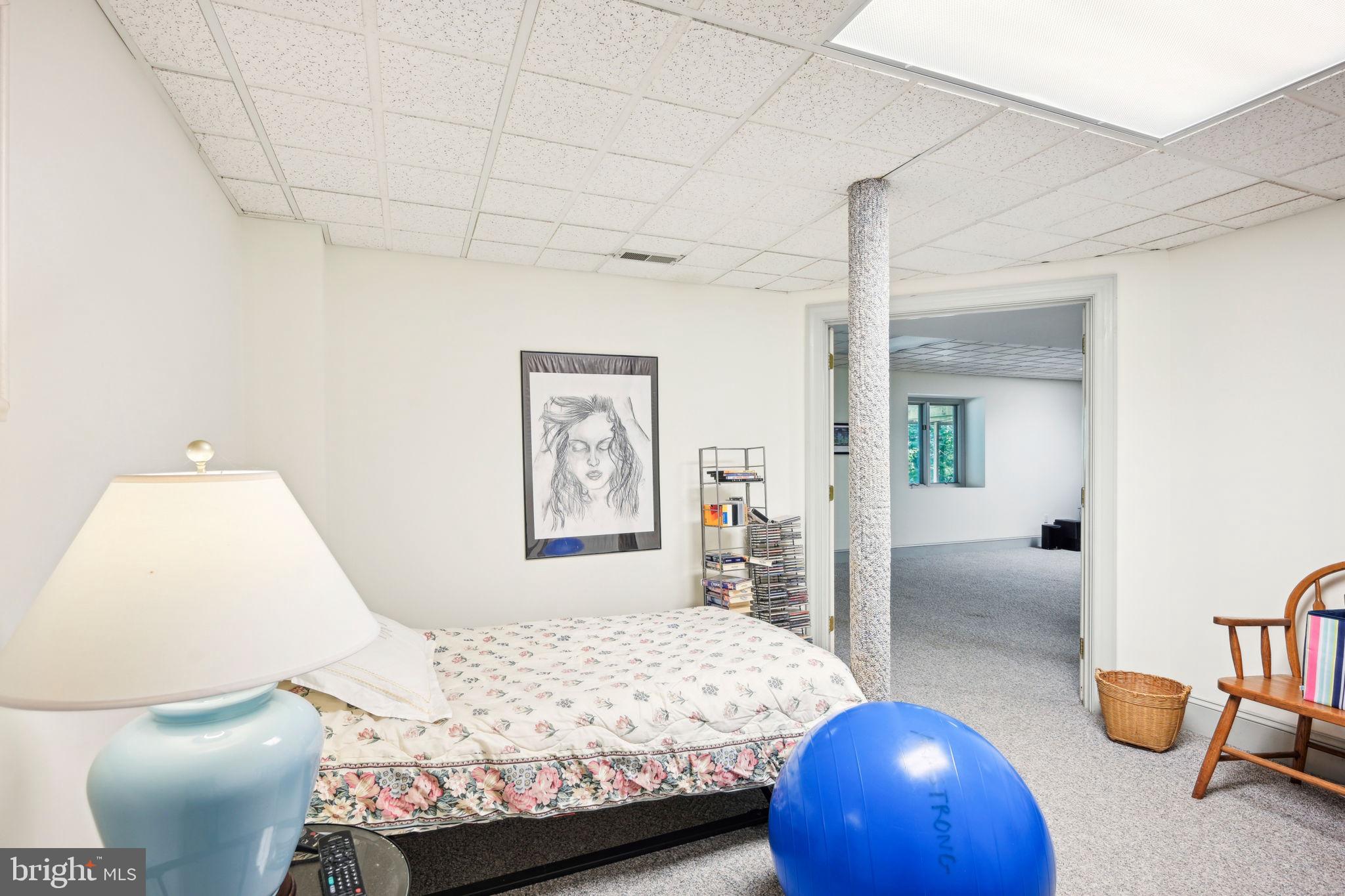 PENNOCK WOODS - Residential