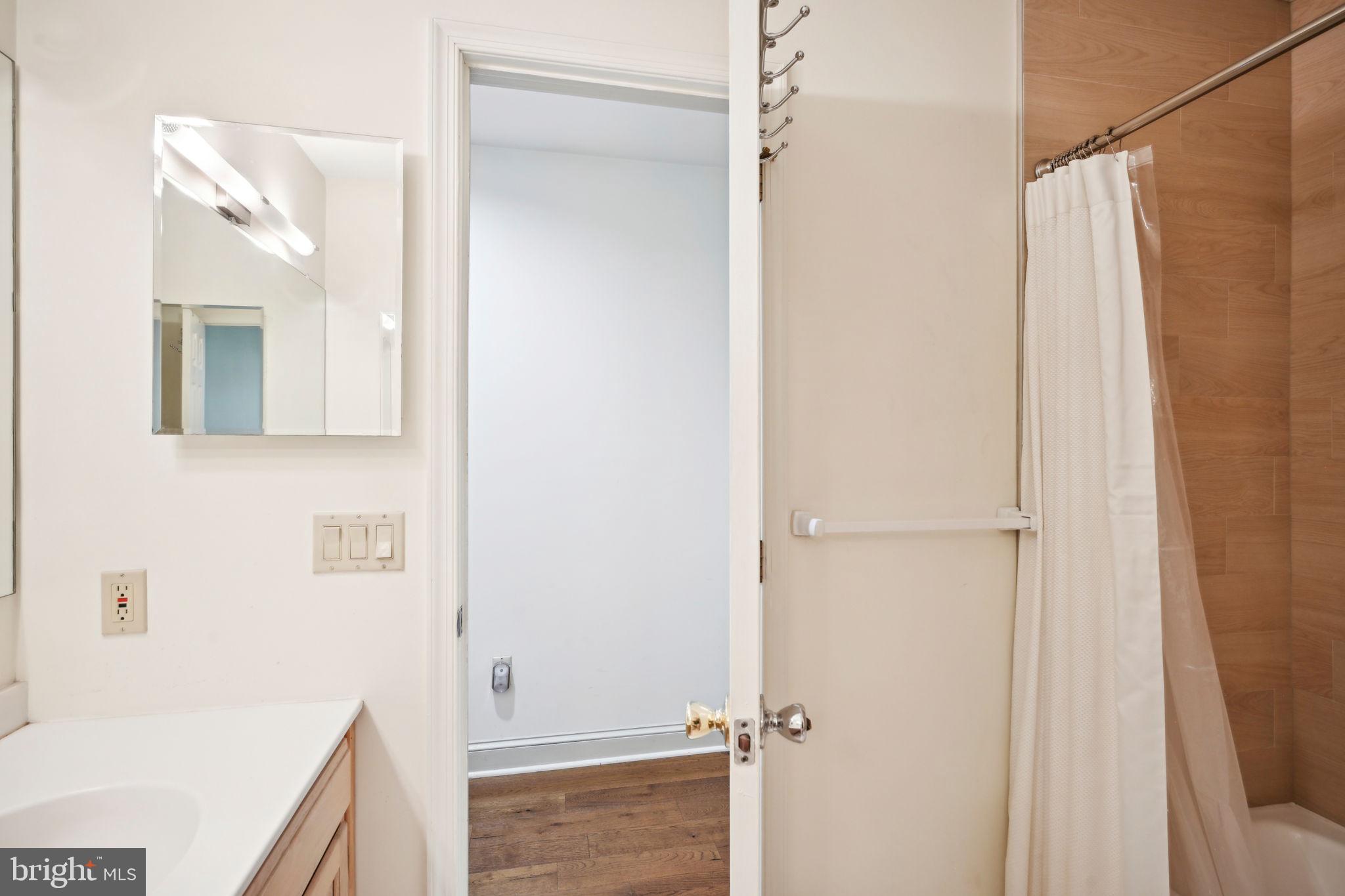 PENNOCK WOODS - Residential