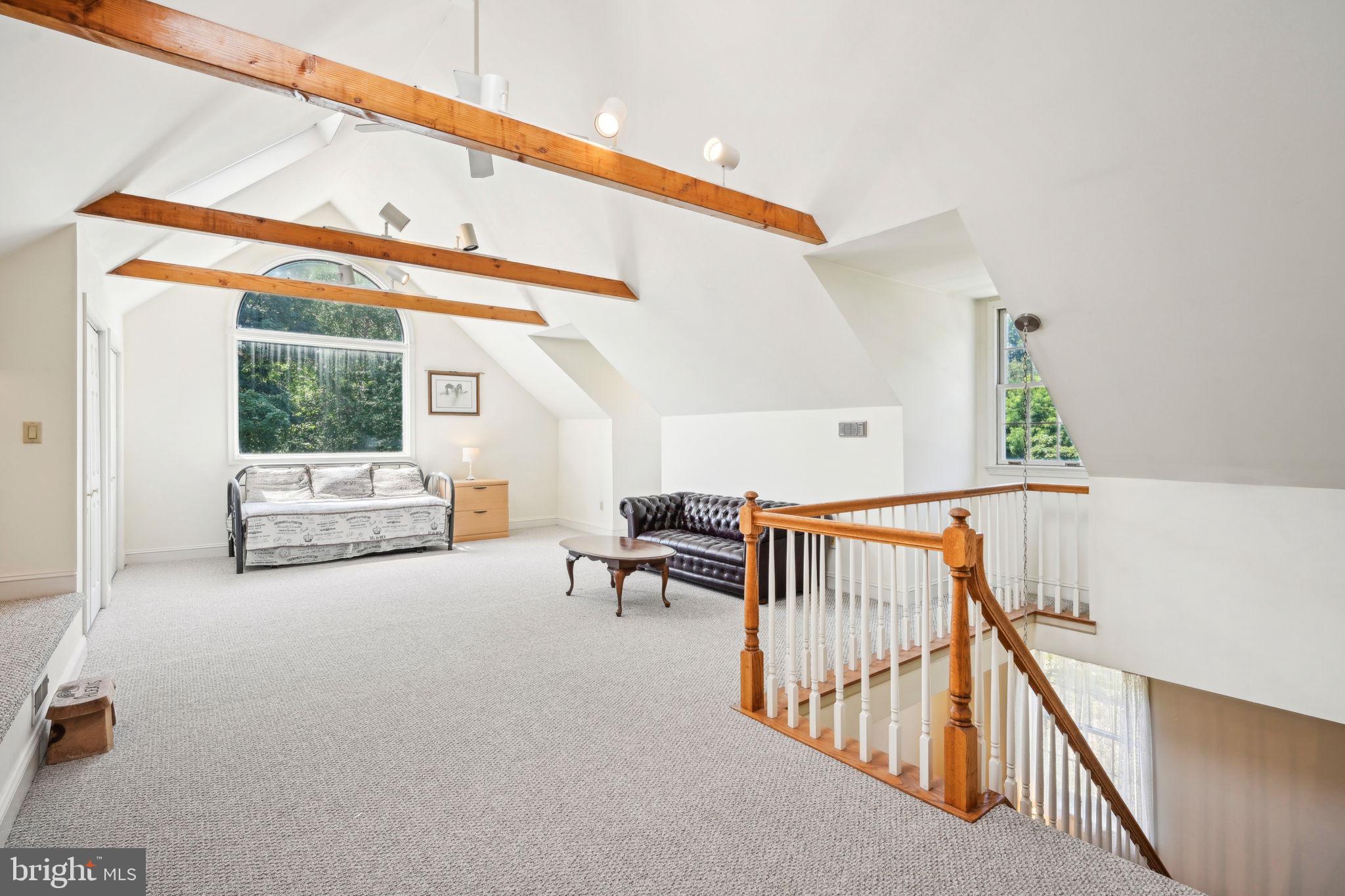 PENNOCK WOODS - Residential