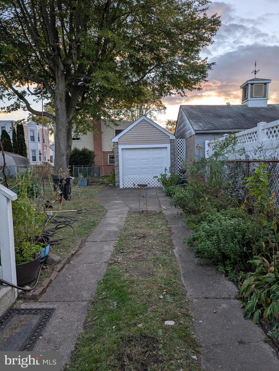 ACHEY LANE - Residential