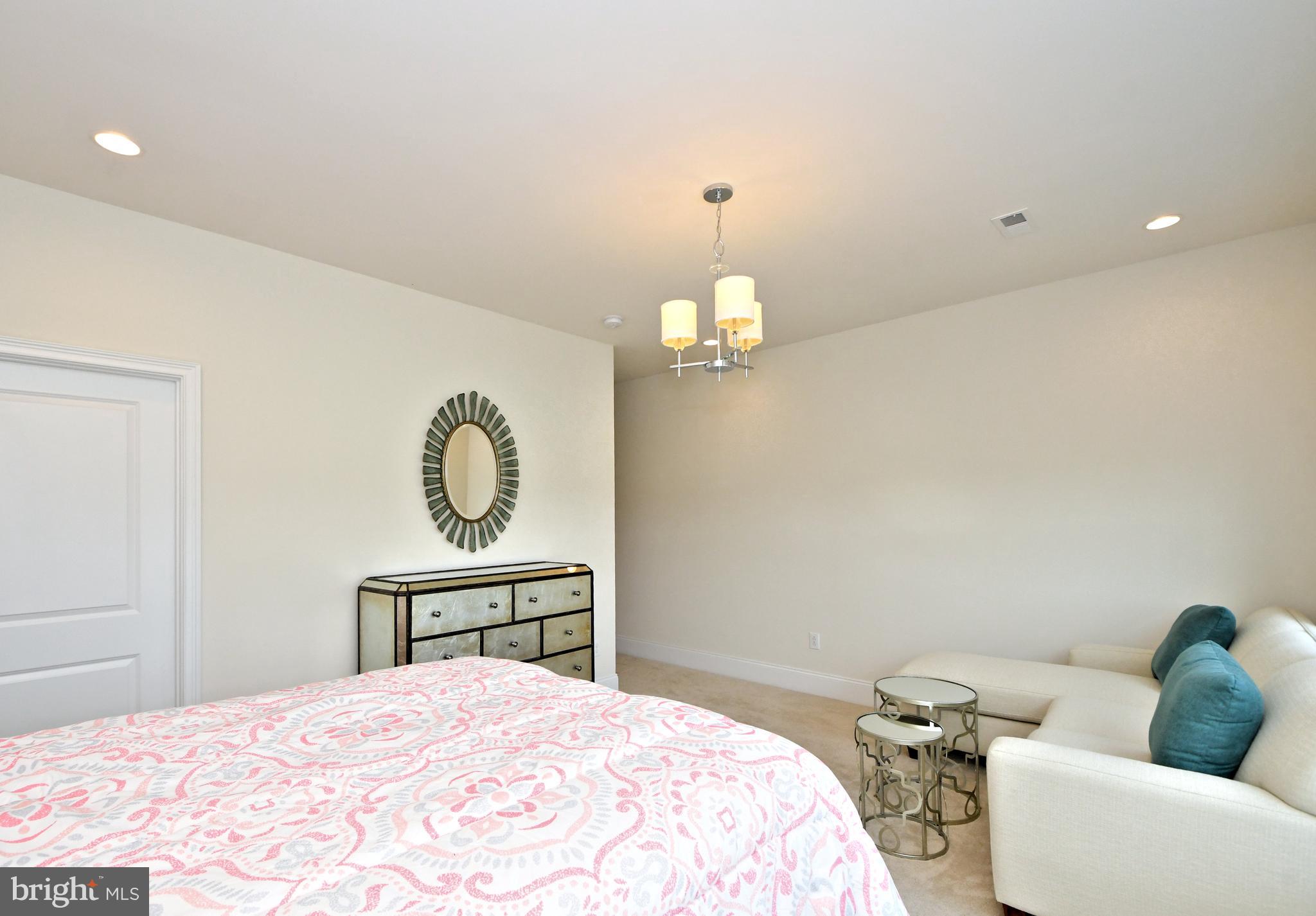 RESERVEATNORTHAMPTON - Residential