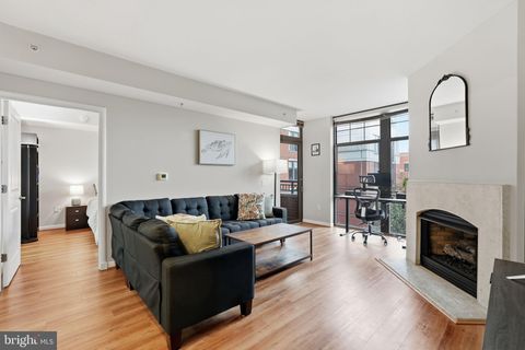 Condo For Sale - 1021 N Garfield Street #531<br/> ARLINGTON, VA 22201