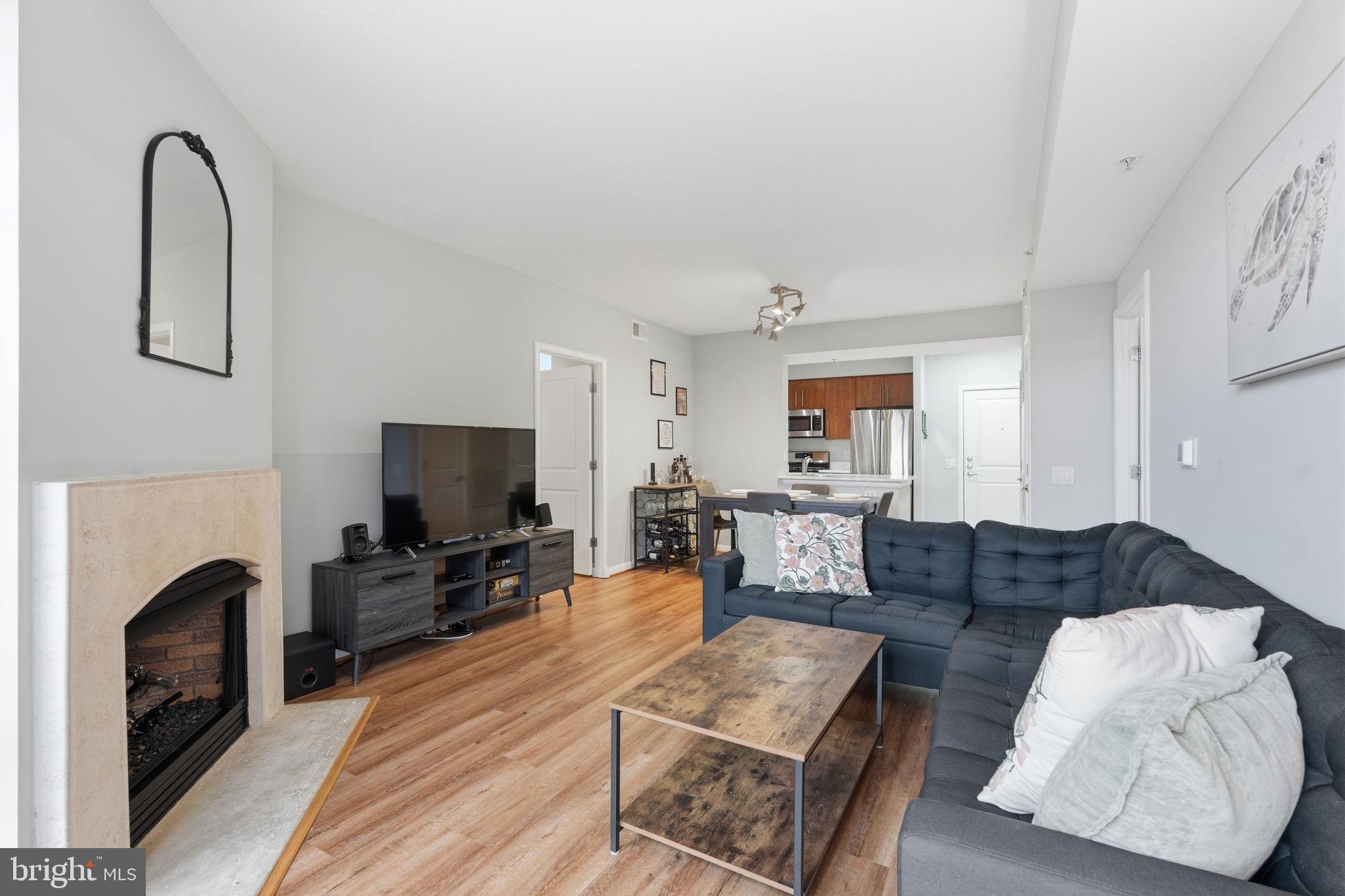 1021 N GARFIELD STREET 531