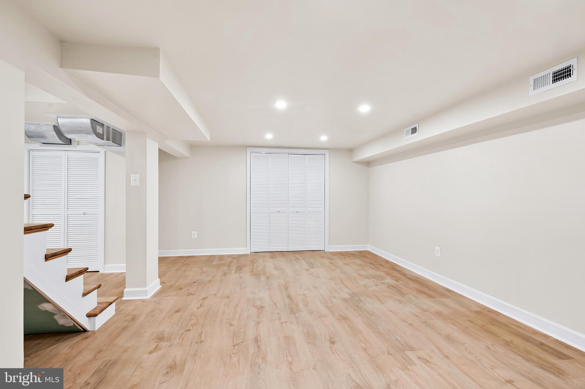 OLD DUNDALK - Residential