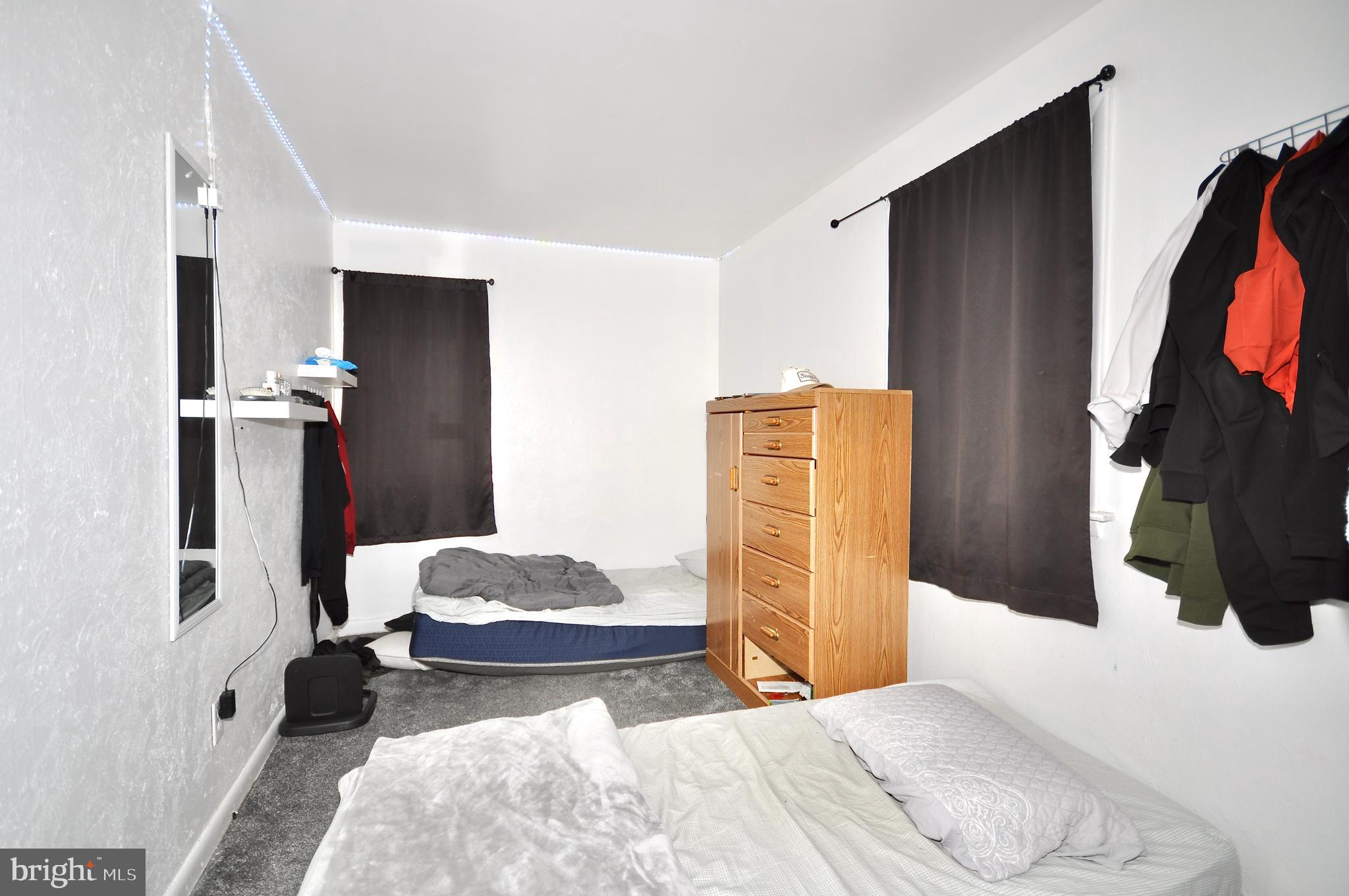 SOMERTON - Residential