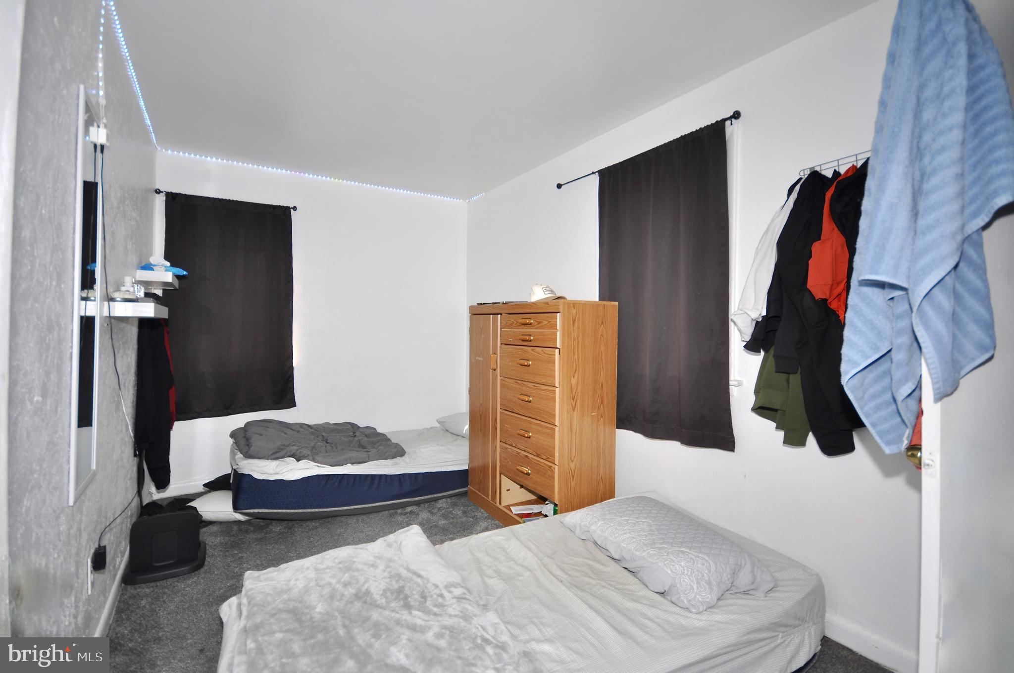 SOMERTON - Residential