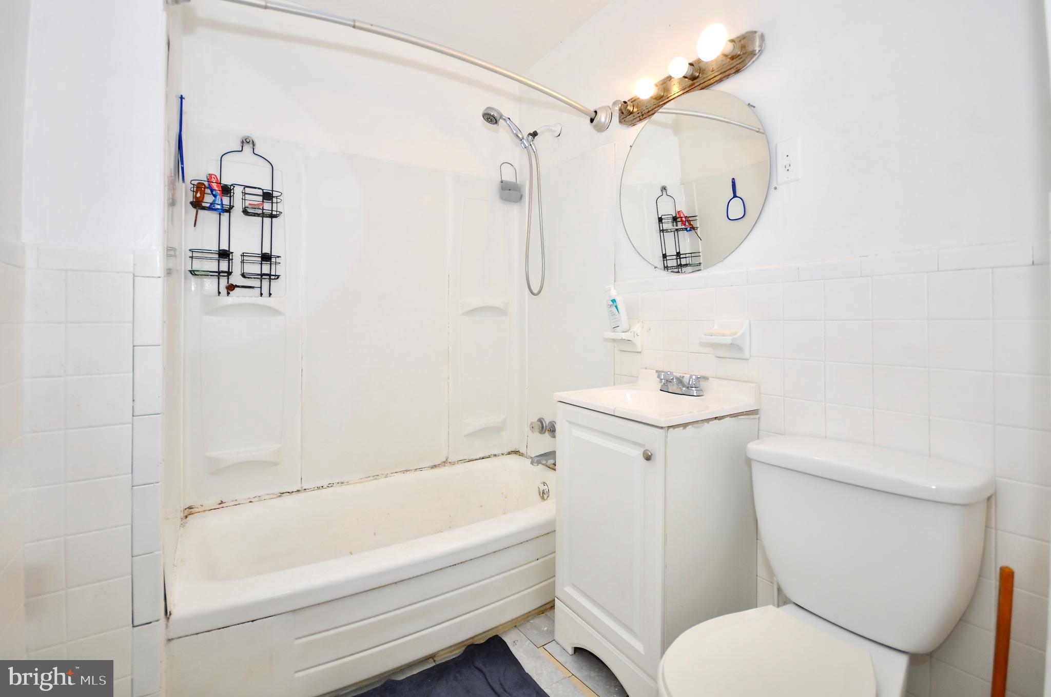 SOMERTON - Residential