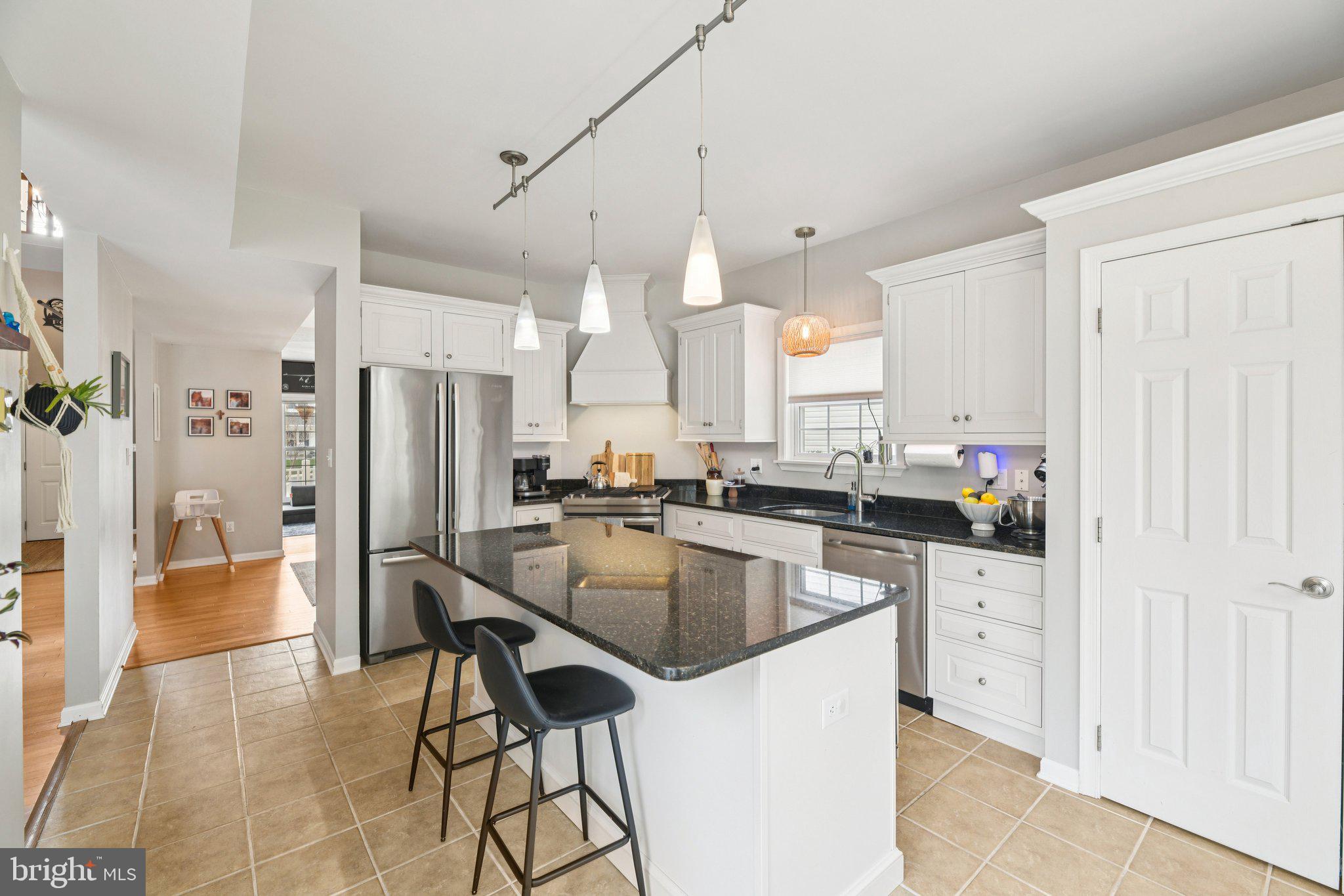 CEDAR COVE - Residential