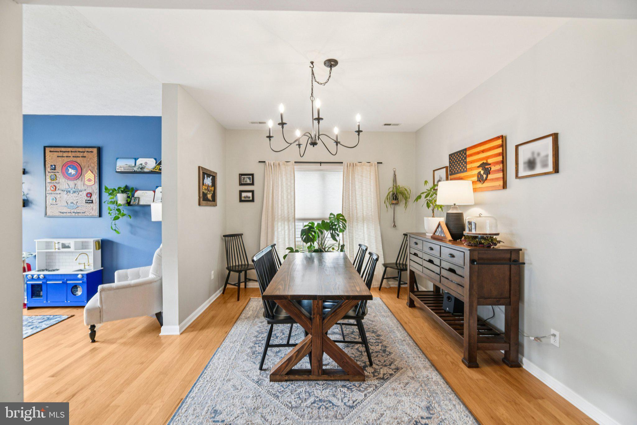 CEDAR COVE - Residential