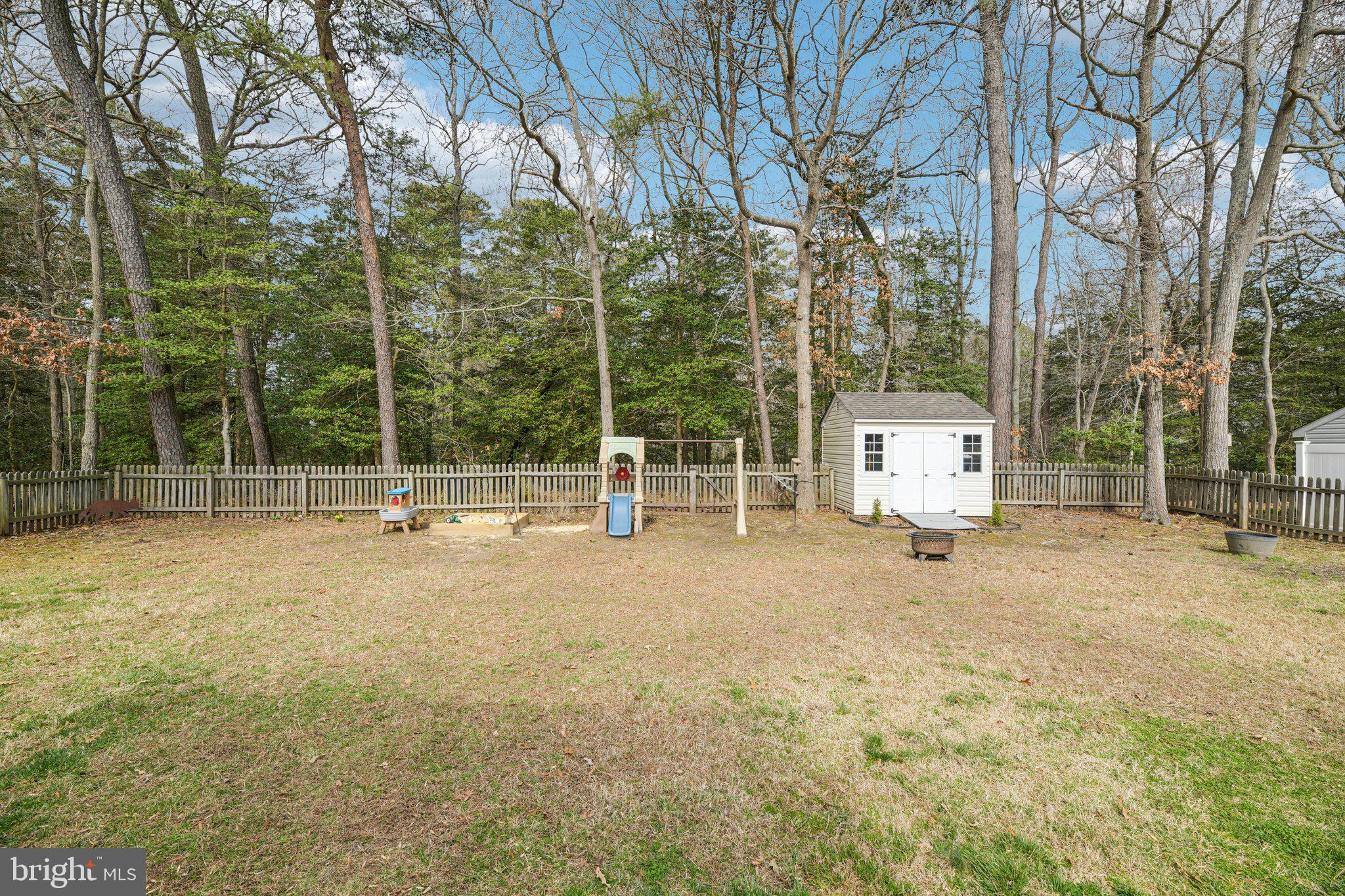 CEDAR COVE - Residential