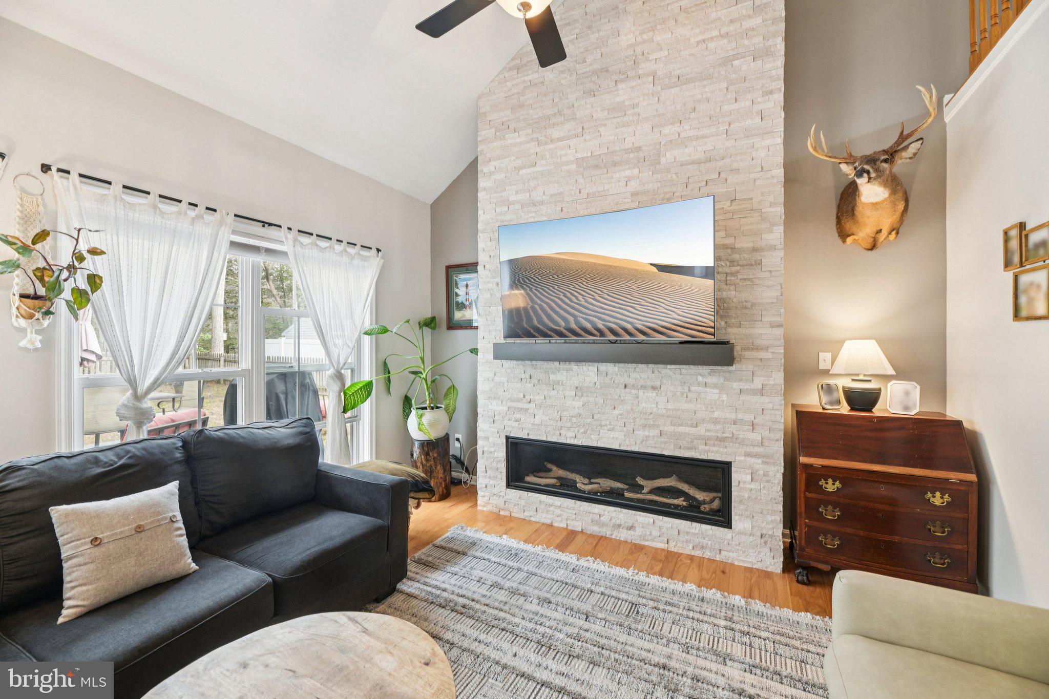 CEDAR COVE - Residential