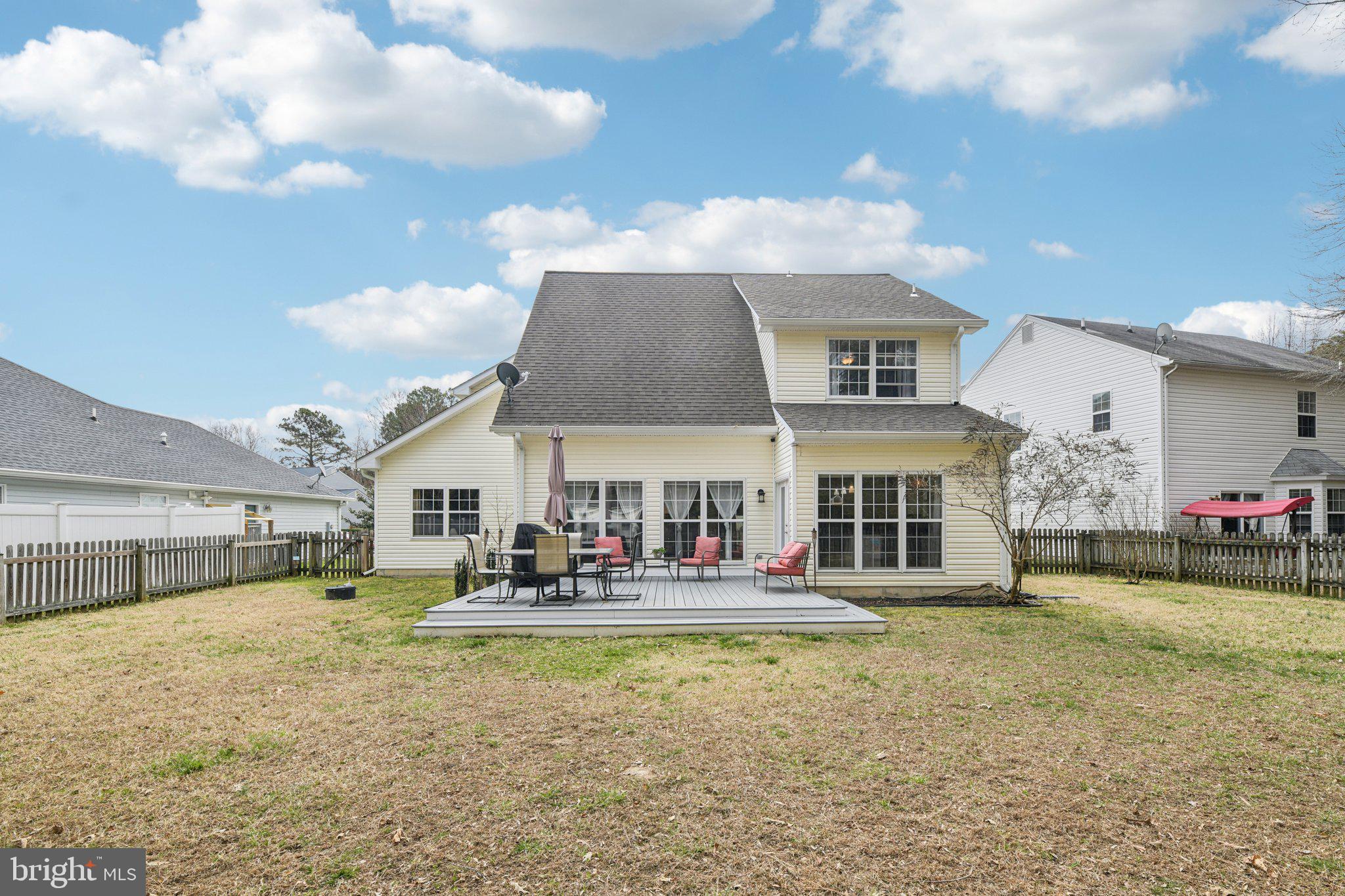 CEDAR COVE - Residential