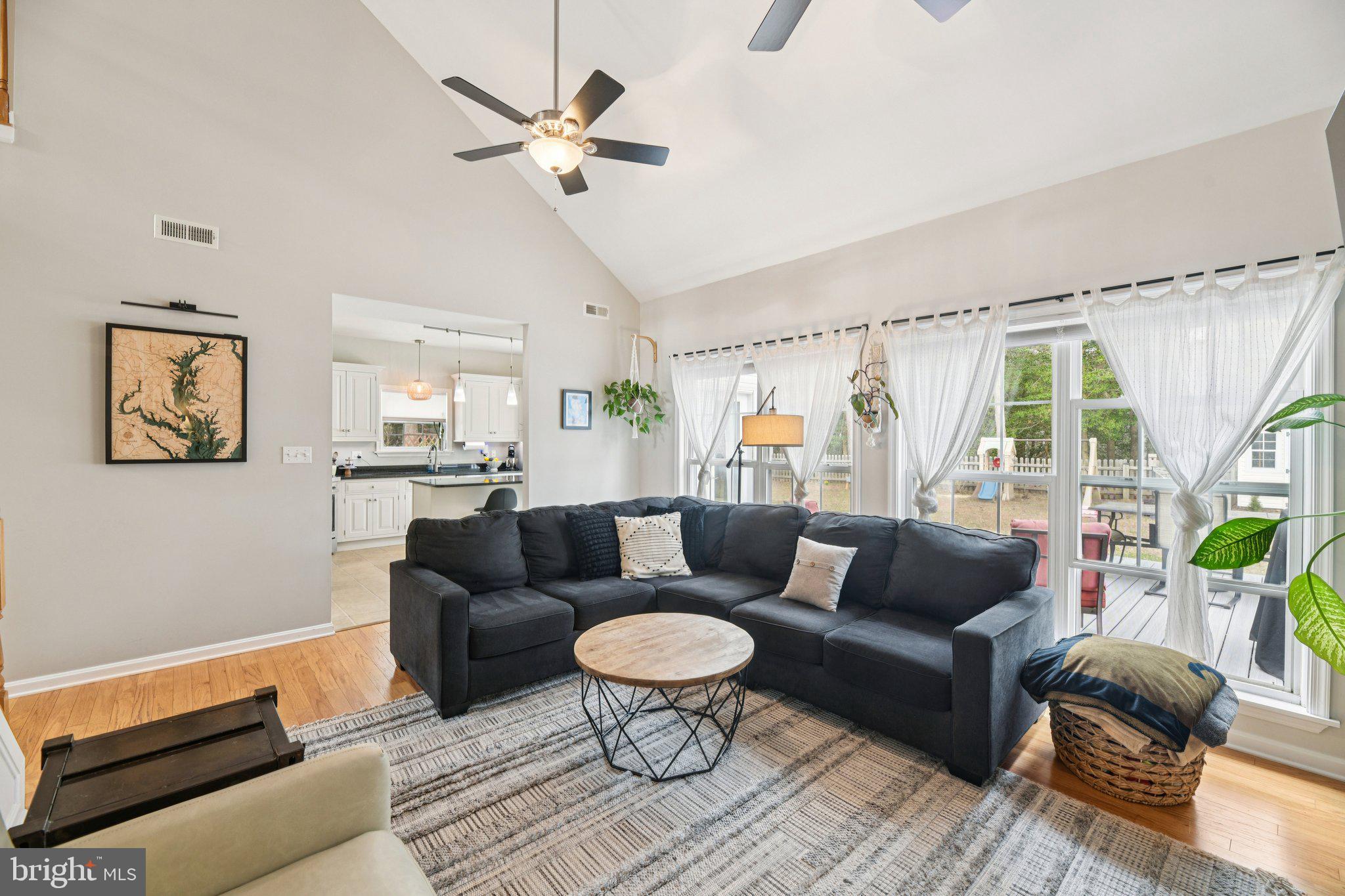 CEDAR COVE - Residential