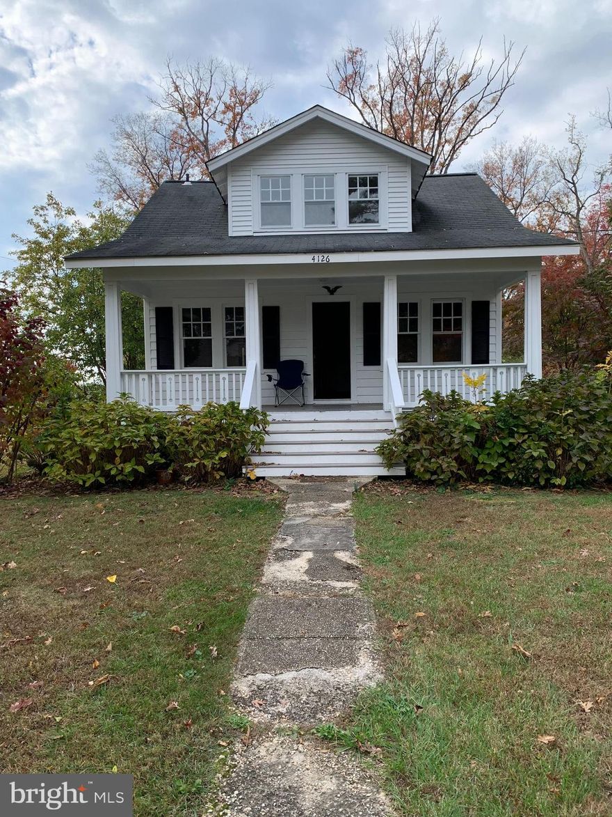 Lovely 1930 ish vintage cottage near the water.  in quiet neighborhood.    And in excellent condition.    Pets case by case.    Distant water view.   Front porch,      A special property available soon