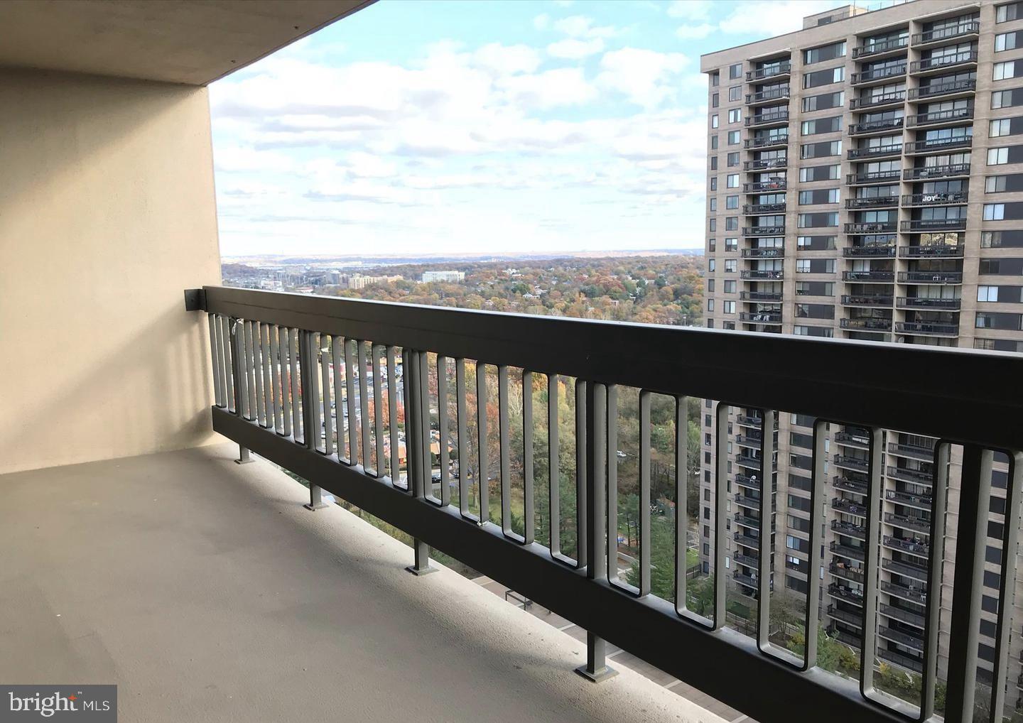 SKYLINE PLAZA - Residential Lease