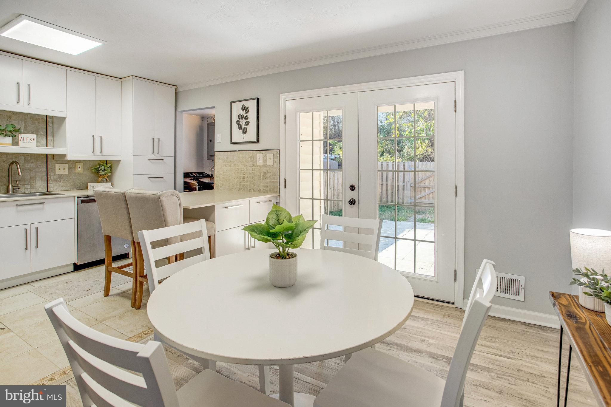 GEORGETOWN  VILLAGE - Residential