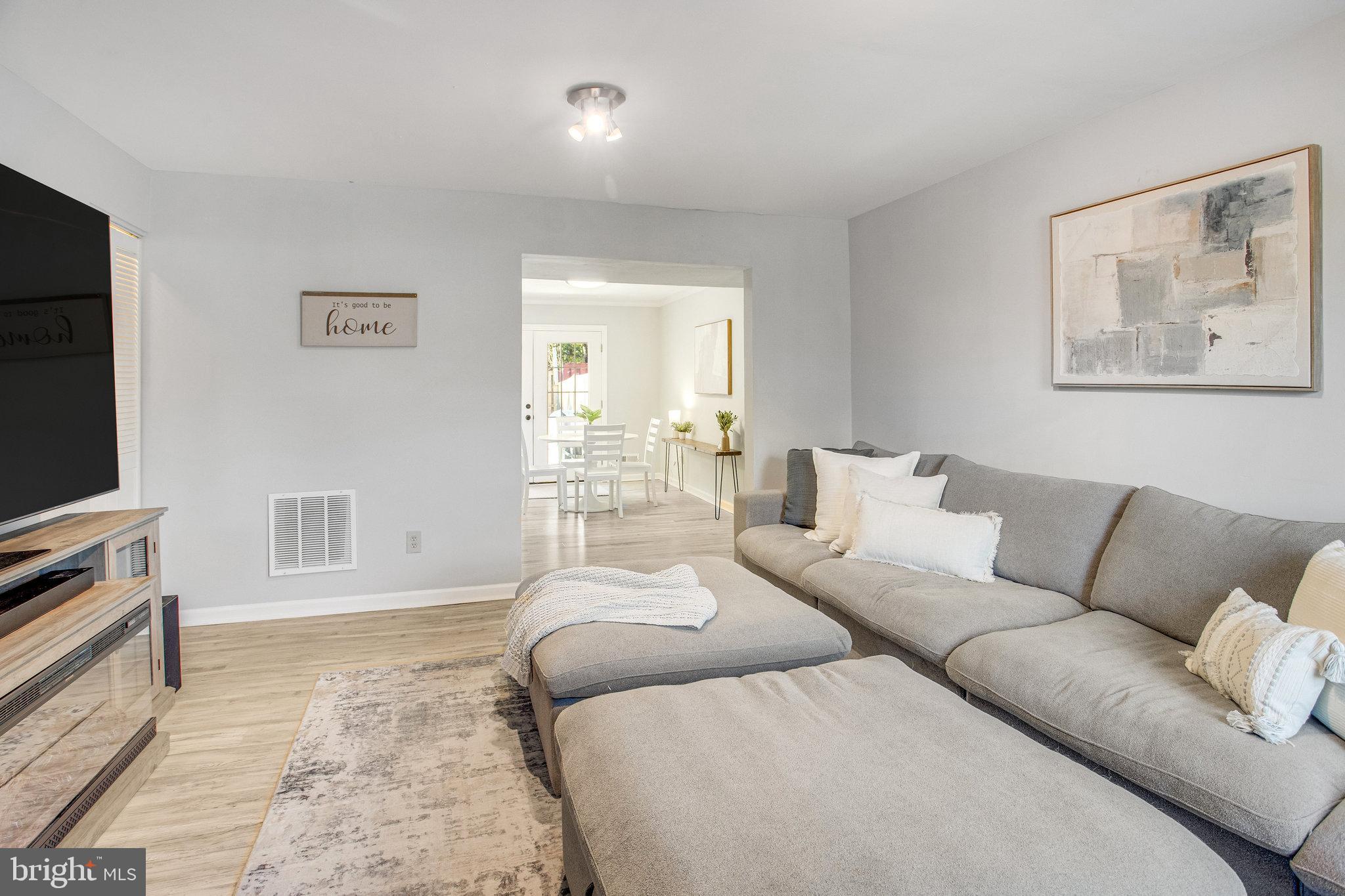 GEORGETOWN  VILLAGE - Residential