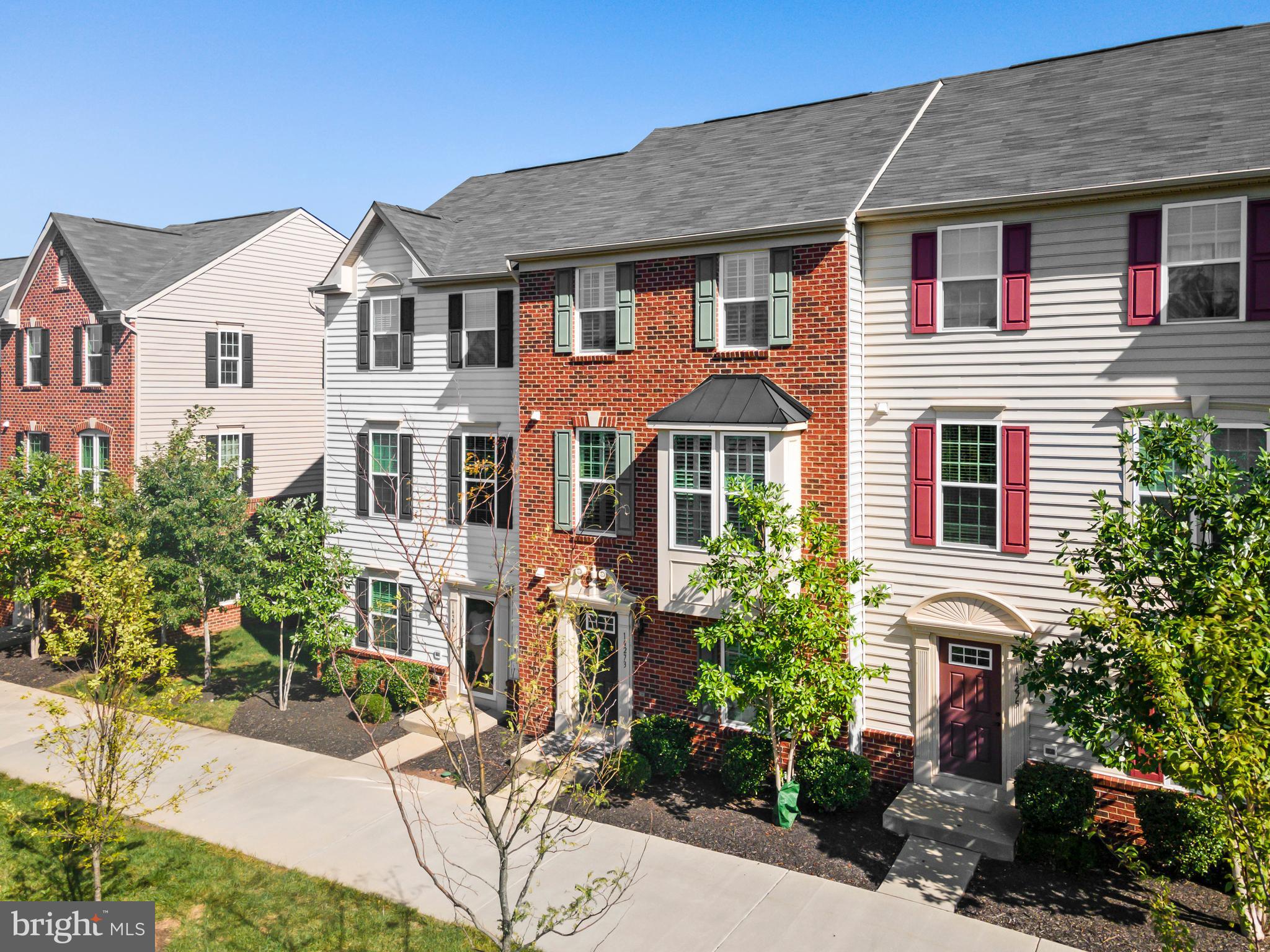 HEATHCOTE COMMONS - Residential Lease