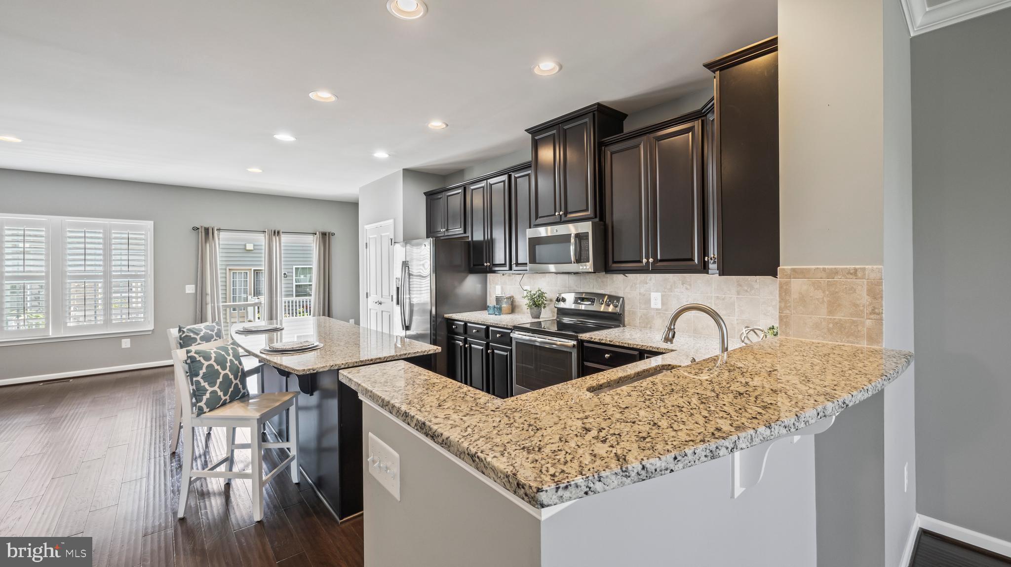 HEATHCOTE COMMONS - Residential Lease