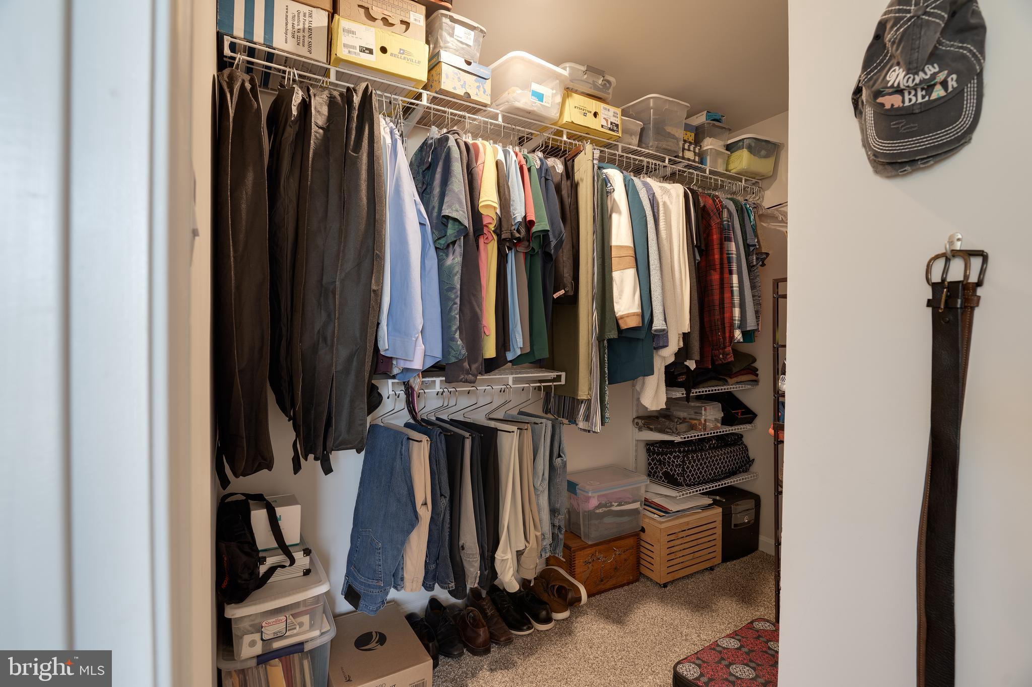 RED HILL - Residential