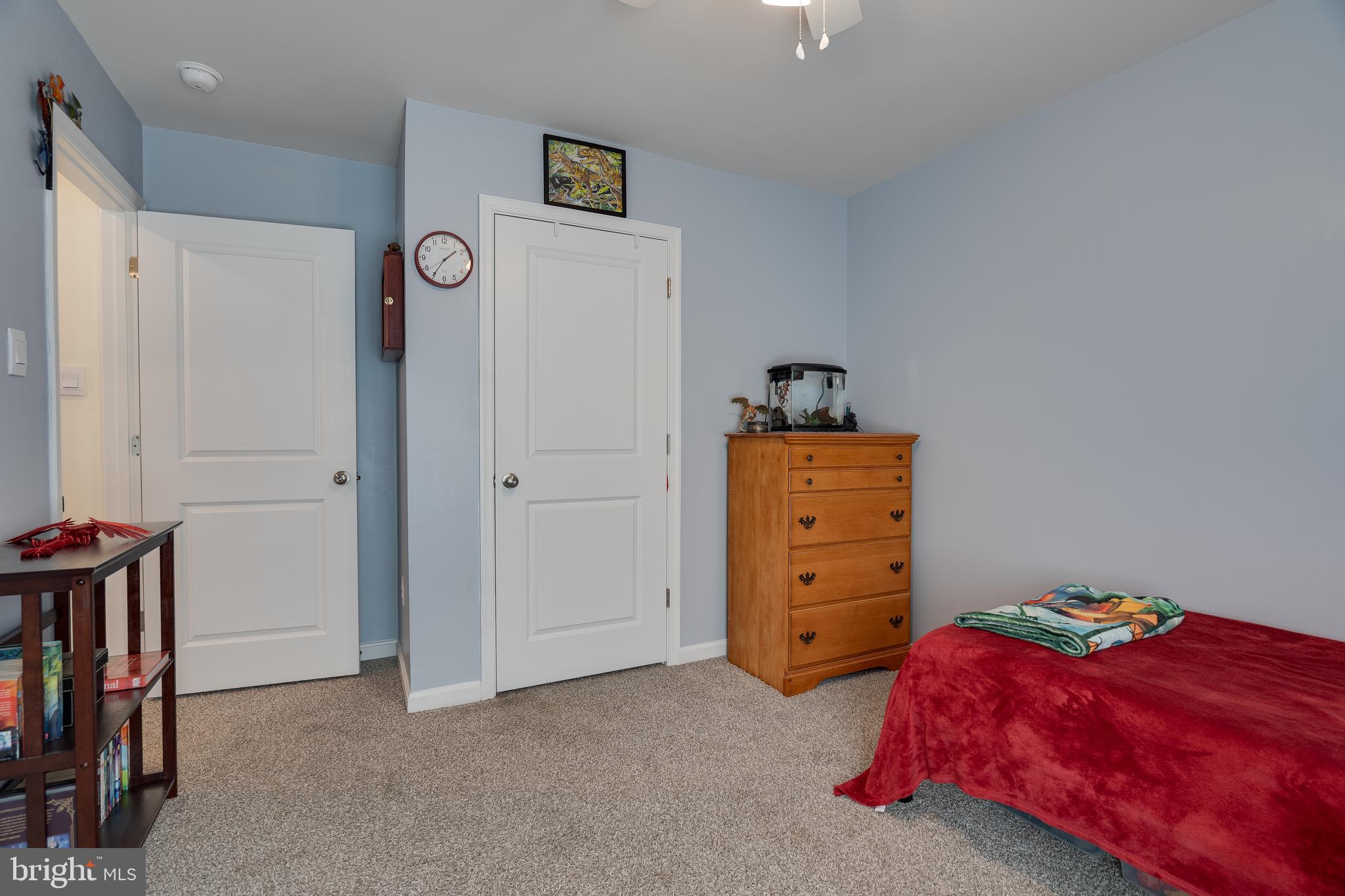 RED HILL - Residential