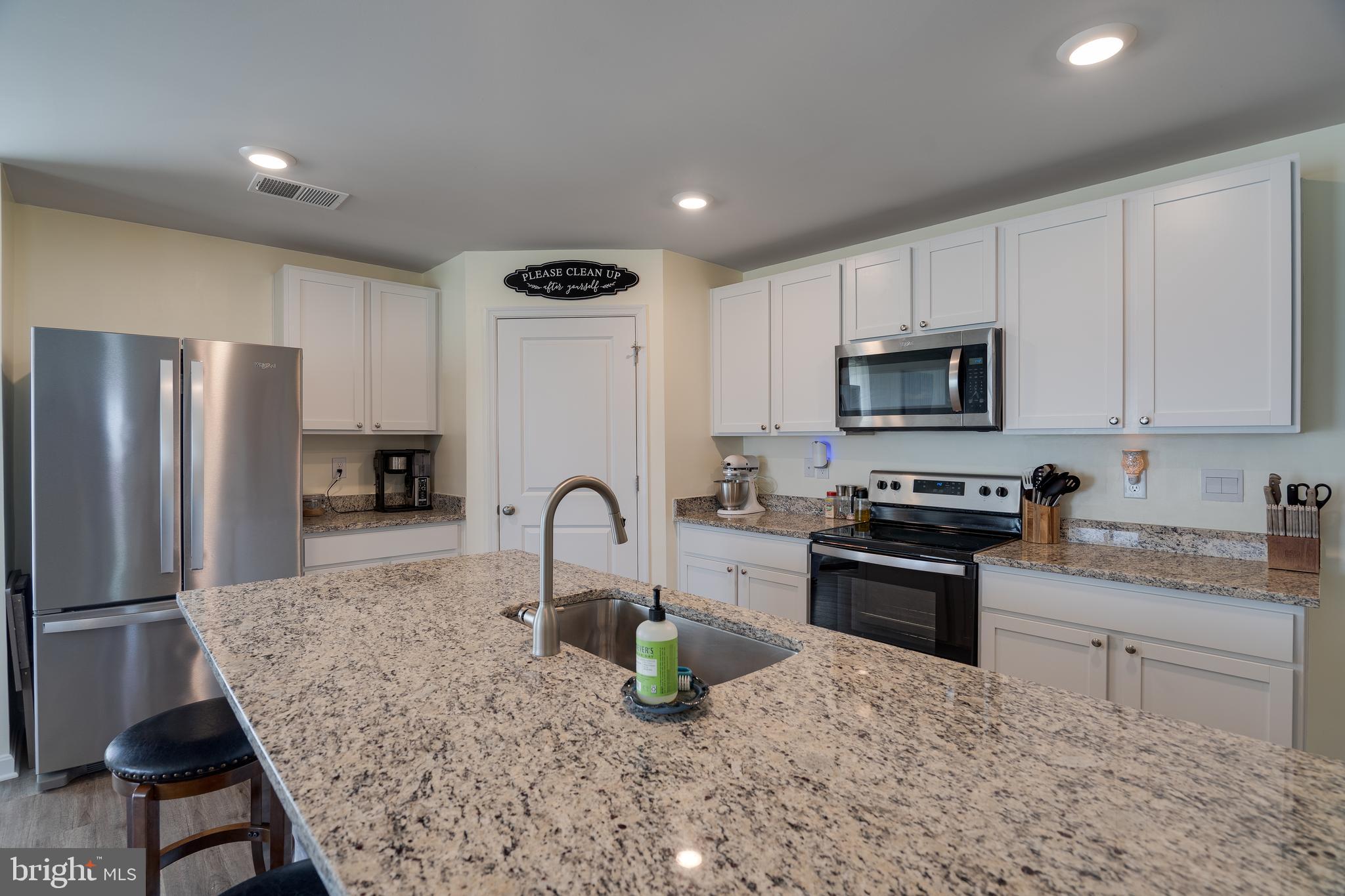 RED HILL - Residential