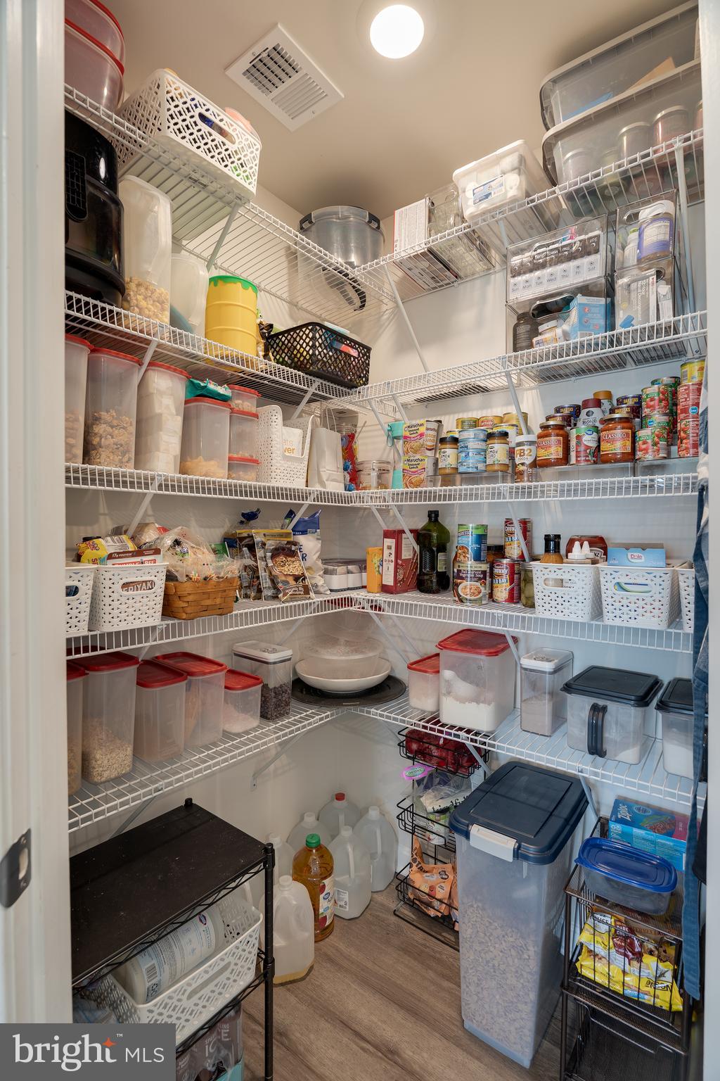 RED HILL - Residential