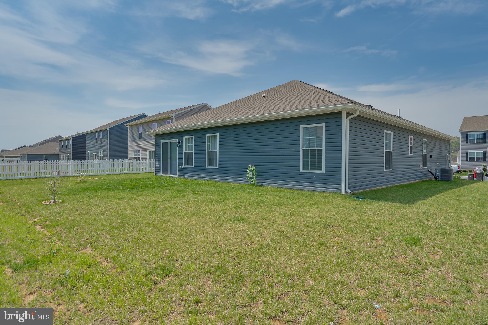 RED HILL - Residential