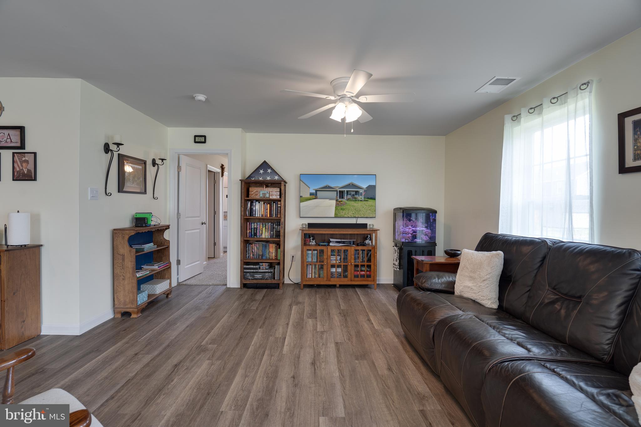 RED HILL - Residential