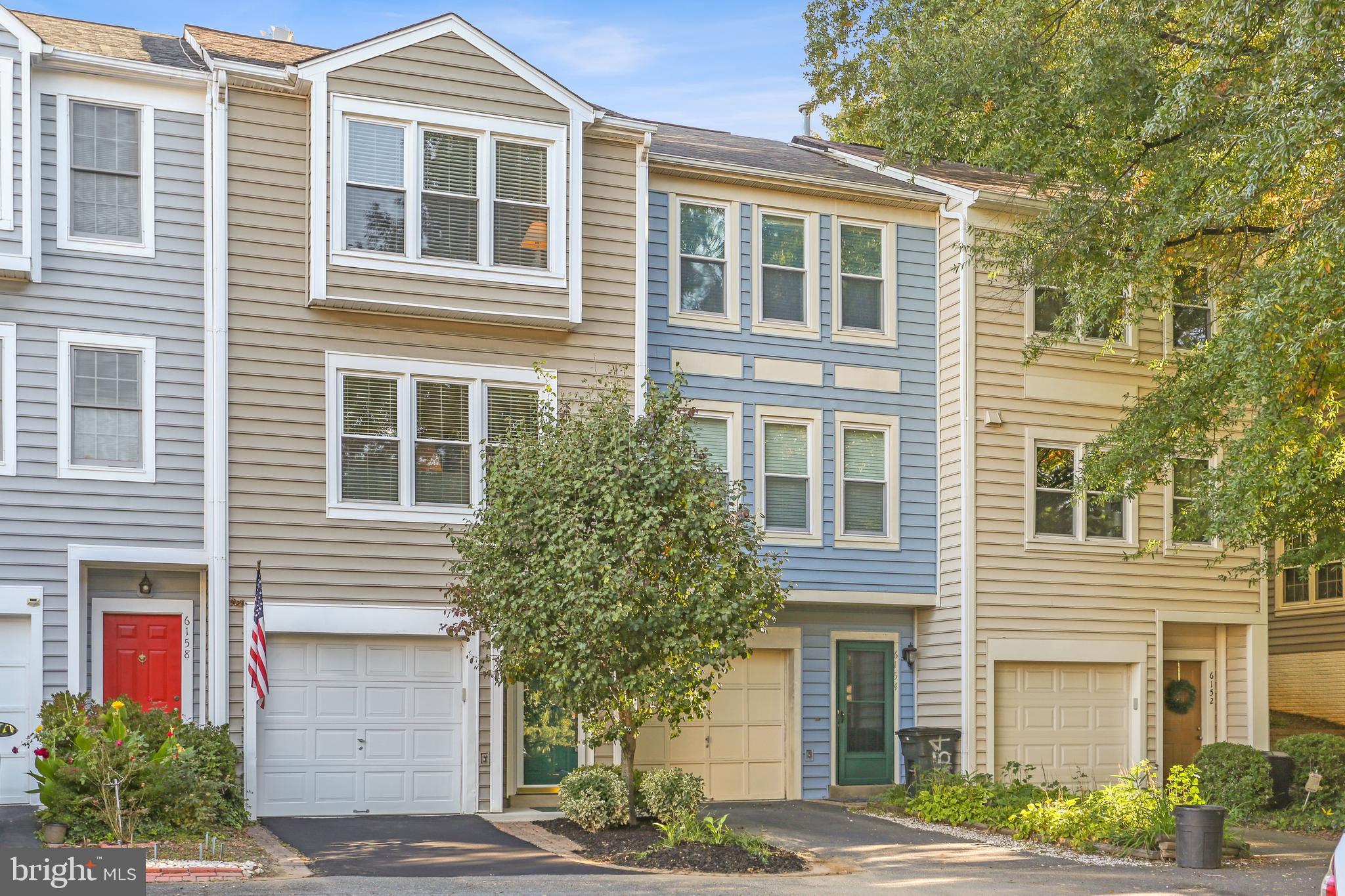 ST ANDREWS SQUARE - Residential