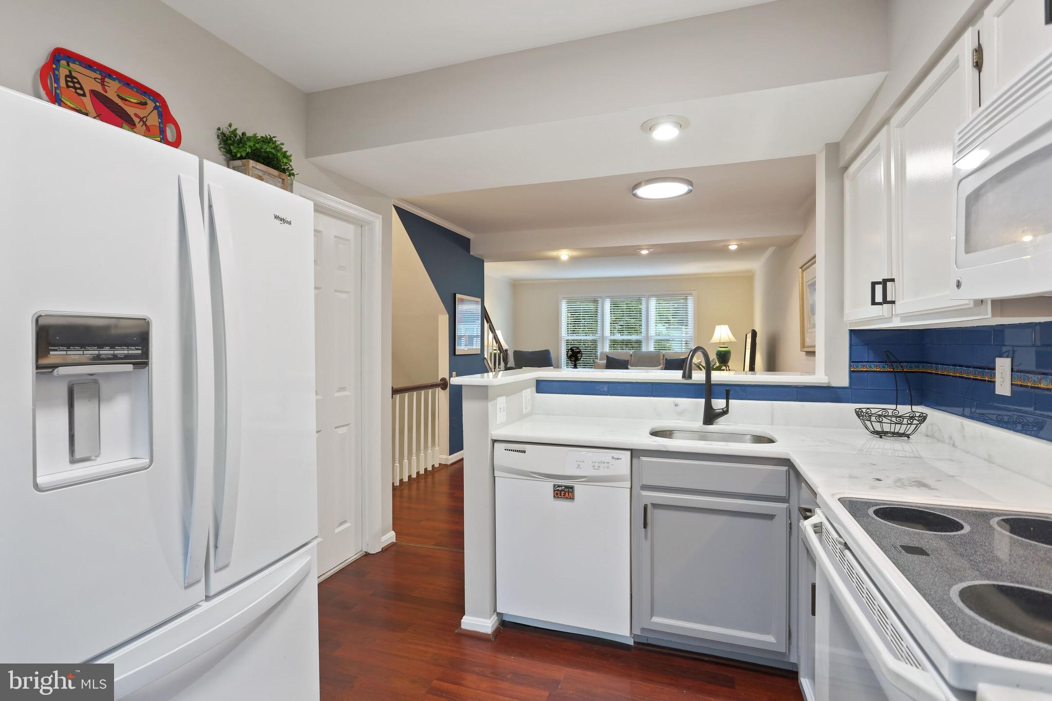 ST ANDREWS SQUARE - Residential