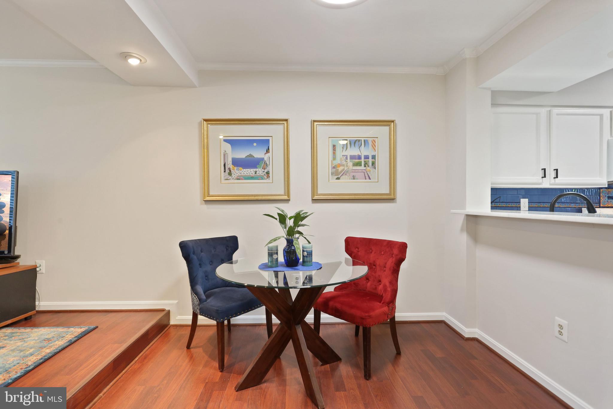 ST ANDREWS SQUARE - Residential